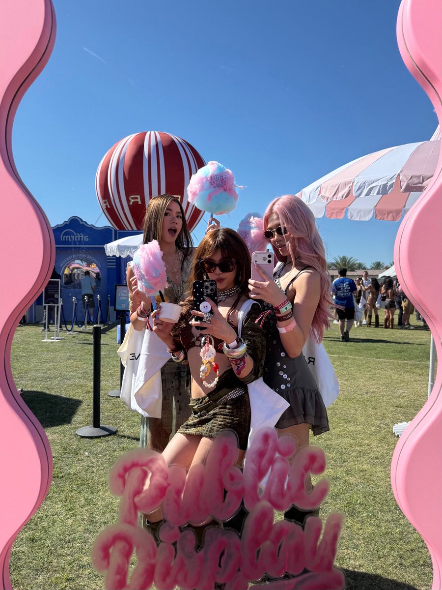 lvnaiah's tweet photo. My babies🥹 luv u malaiahceyy🩷 https://t.co/3VagUkCZth