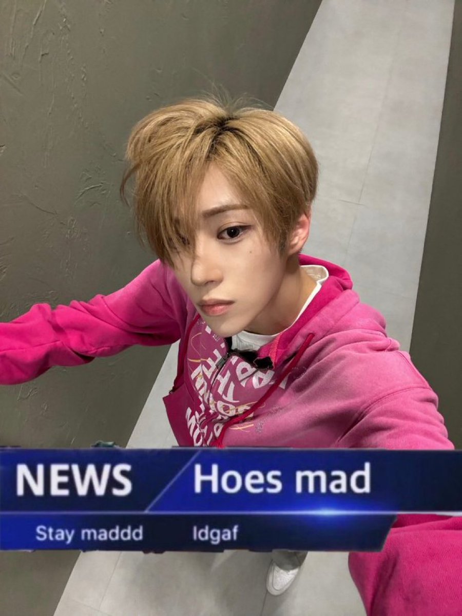 anya tweet media