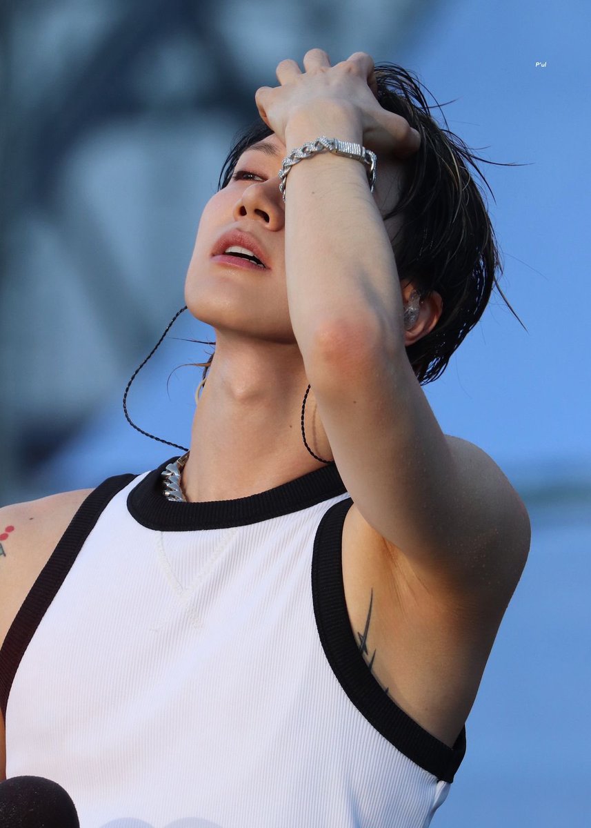 Hourly TEN tweet media