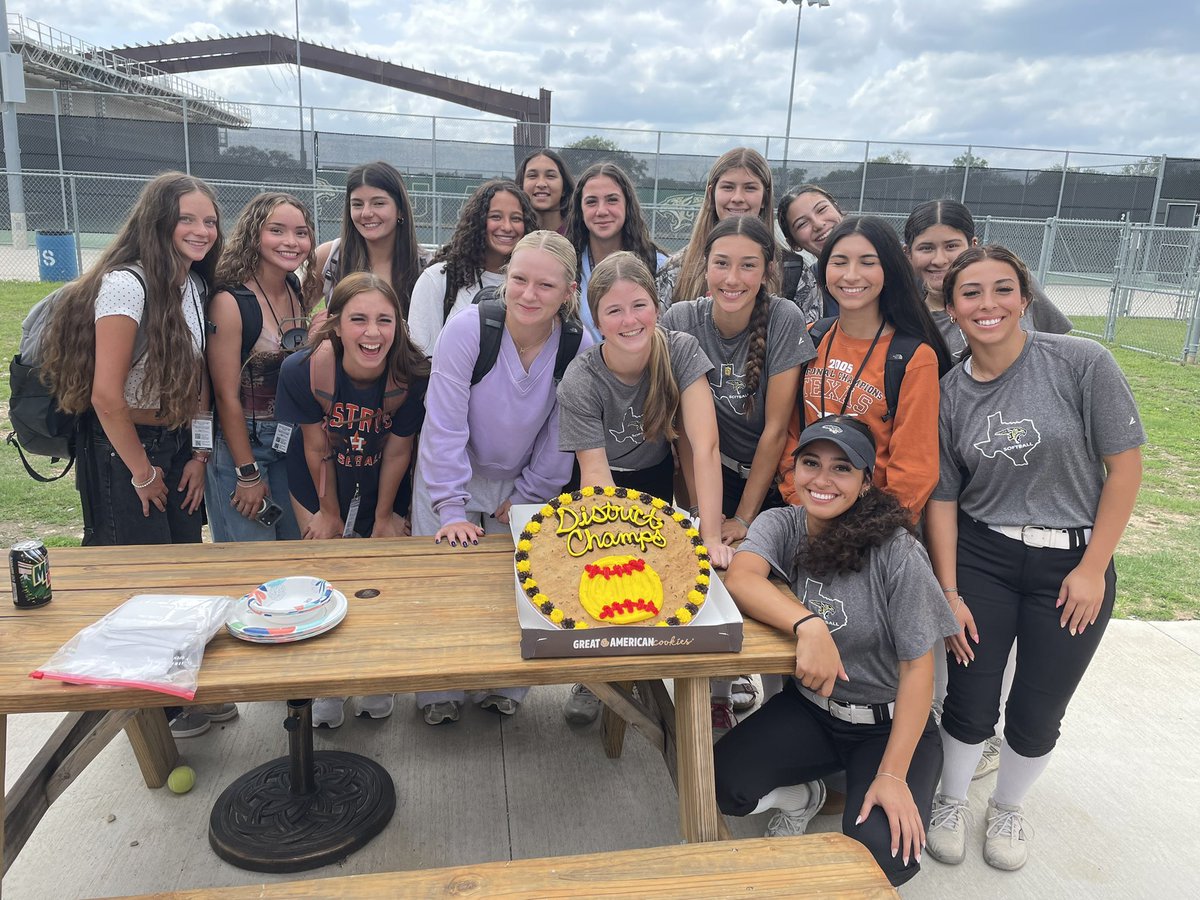 Johnson Softball🥎 tweet media