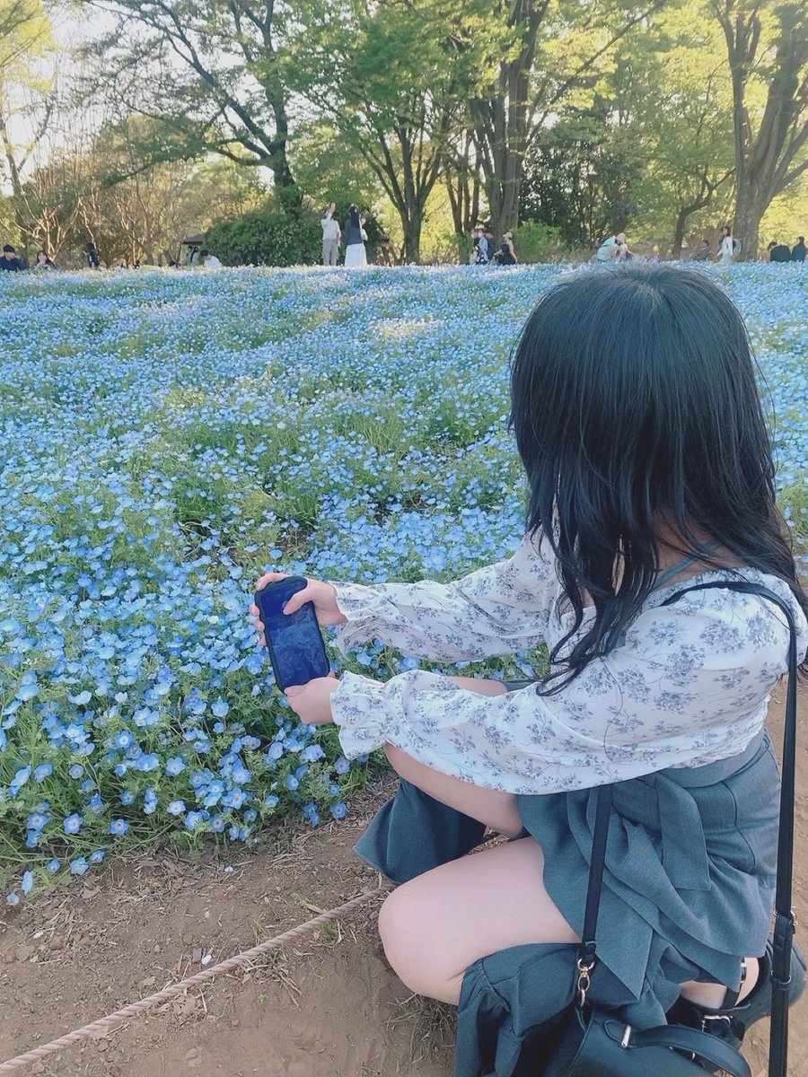 メイルナ🌻🌙6/19~21初舞台女優🔰下北沢ﾊｰﾌﾑｰﾝﾎｰﾙにて！ tweet media