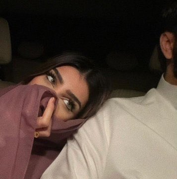 مًلهمً tweet media