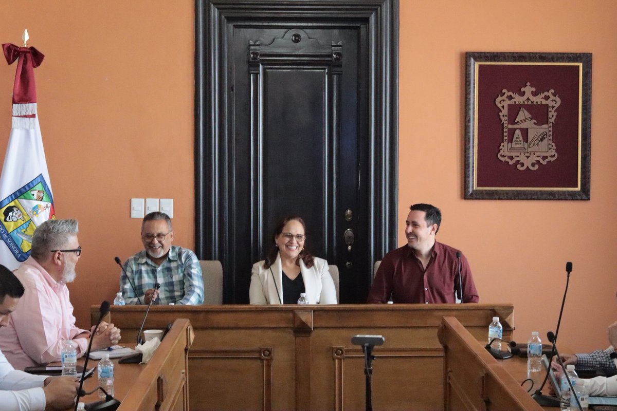 sonoracoves's tweet image. 🟠 Participamos en reunión de trabajo en #Guaymas para dar seguimiento al Programa de Vivienda para el Bienestar.

🏠 Bajo la visión del gobernador @AlfonsoDurazo, impulsamos acciones para ampliar el acceso a vivienda digna.

#SonoraSeTransforma #TierraDeOportunidades