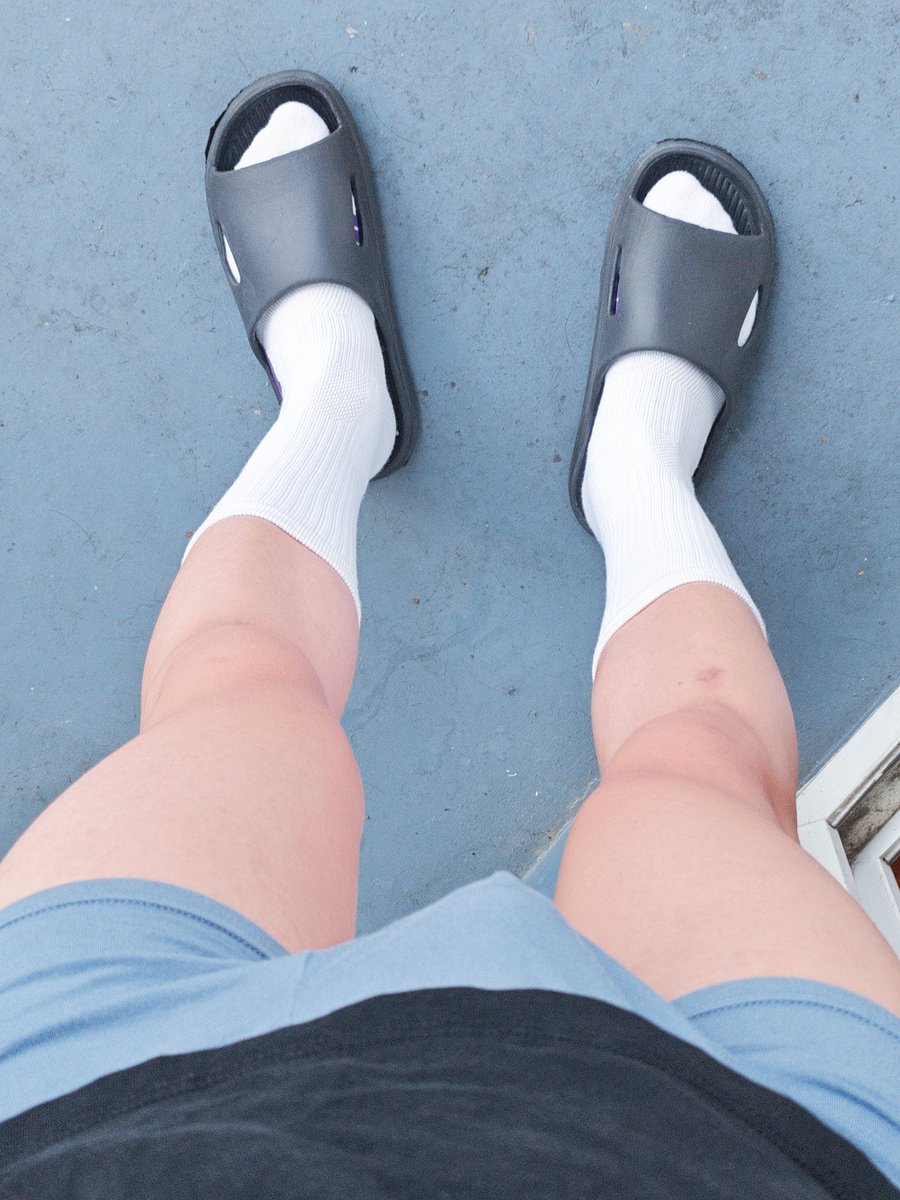 给天王星 tweet media