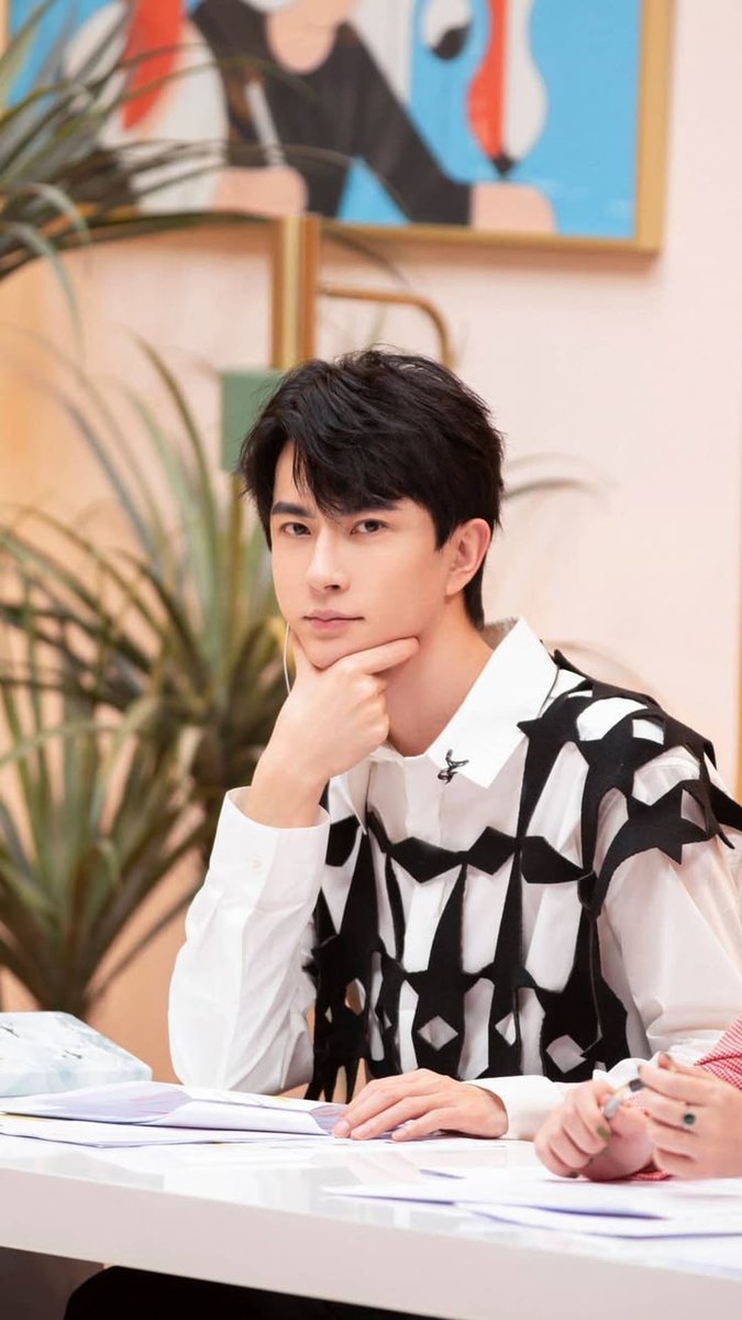 MistyLemonn's tweet photo. 我们善良而已故的大哥： 于蒙嚨
🔗✍🏻:https://t.co/Ek1geNjh0T
#JusticeforYuMenglong #JusticeforAlanYu
#YuMenglong #AlanYu #于朦胧被杀事件 #于朦胧 #于蒙嚨 #China #ChineseEntertainment
#HumanRightsViolations #StandWithYu https://t.co/LyesJvwuaq