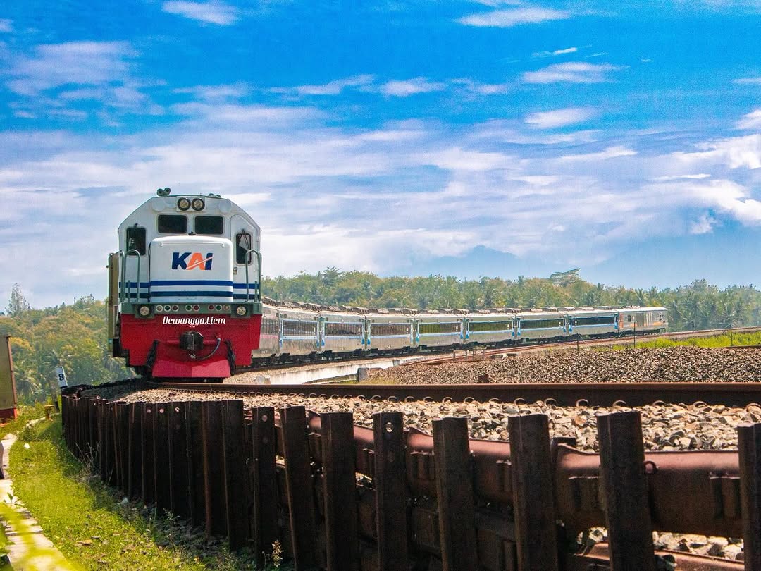Kereta Api Indonesia tweet media