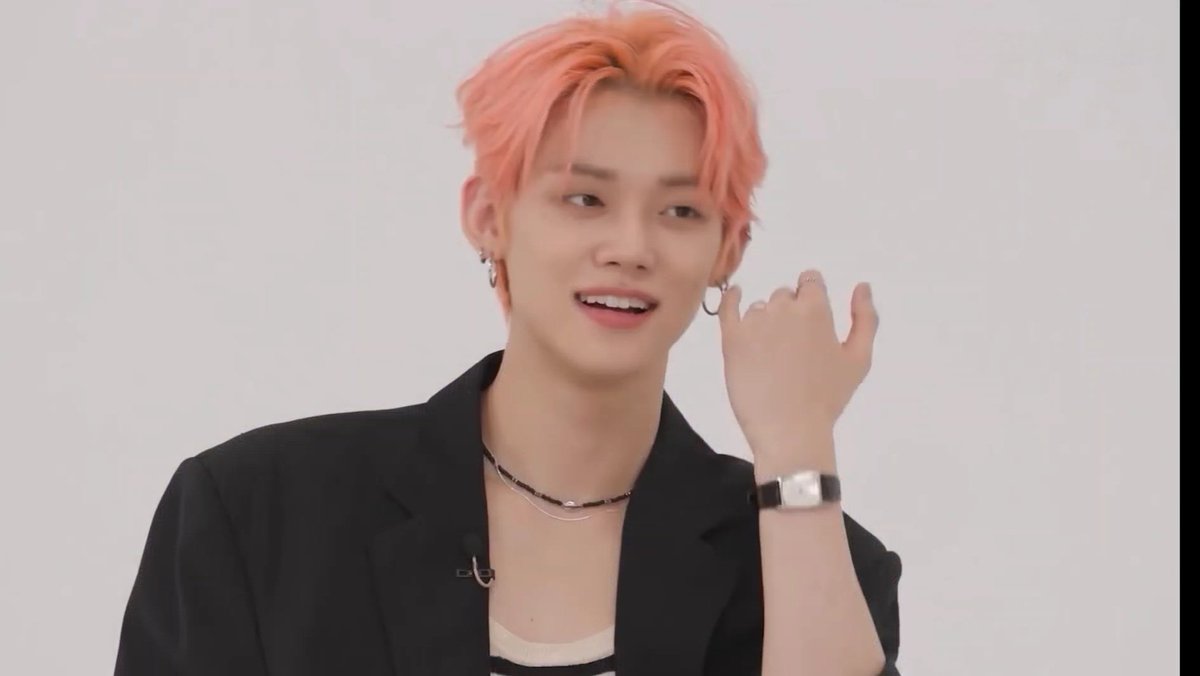 allaboutyeonjun's tweet photo. choi yeonjun please keep wearing a wristwatch thats so hot 😵‍💫 https://t.co/WgCV6Osm4F