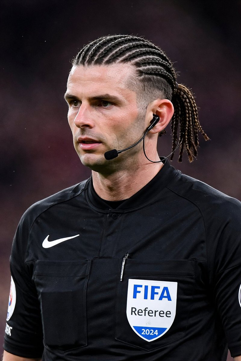 mikejones71's tweet image. @theliverpoolway sorry Dave but i think you owe Dan an apology? #cornrows