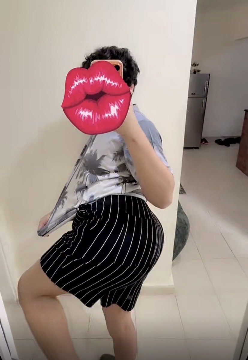 bottom__k's tweet photo. Hi ￼￼💋💋 https://t.co/AKvmtfceH5