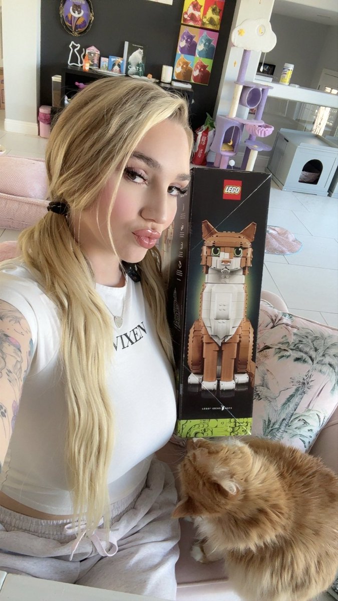 Kendra Sunderland tweet media