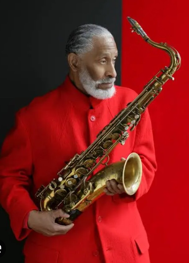 CarisiGirl80's tweet photo. #AmandaRollins #SonnyCarisi

I don't know for sure but I believe Rollins and Carisi are named after American saxophonist and jazz musician #SonnyRollins who is 95 years old ❤️
Rollins and Carisi are both characters that were created by #WarrenLeight who loves jazz music, largely influenced by his father
There was also the time when Carisi introduced #Rollins as "Detective Rollins, we call her Sonny" 💛🫶