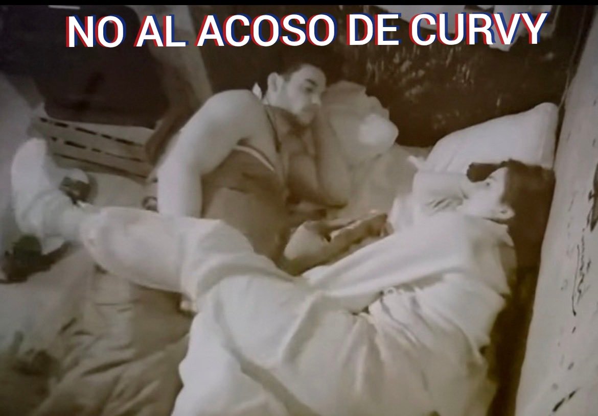 TVFanClu's tweet photo. Porque Laura Zapata no dice nada cuando Curvy acosó a Kenny ahi se quedó callada y TELEMUNDO no revisó los Videos y lo dejó pasar
#TeamDivo #LCDLF6 
@LaJefaTLMD
@TLMDRealities
 @Jimenagallegotv 
@Cris_Porta https://t.co/mJEpbBpmv9