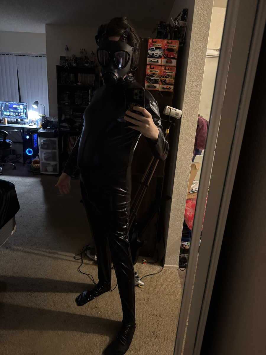 Pup_Anubis tweet media