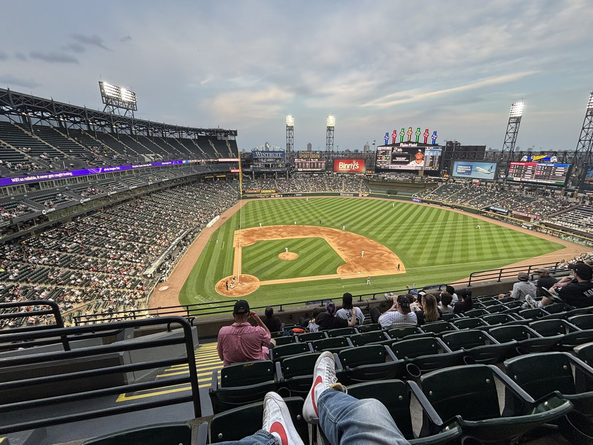 Brett on 35th tweet media