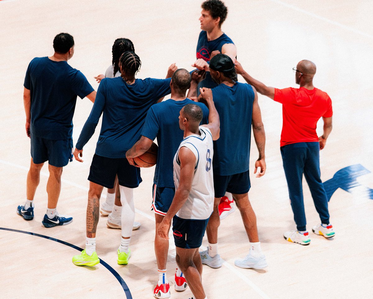 LA Clippers tweet media