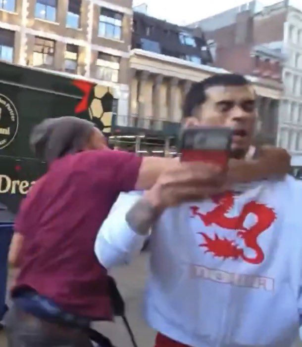 𝔭𝔬𝔭𝔠𝔲𝔟 🐻🌈👾 tweet media