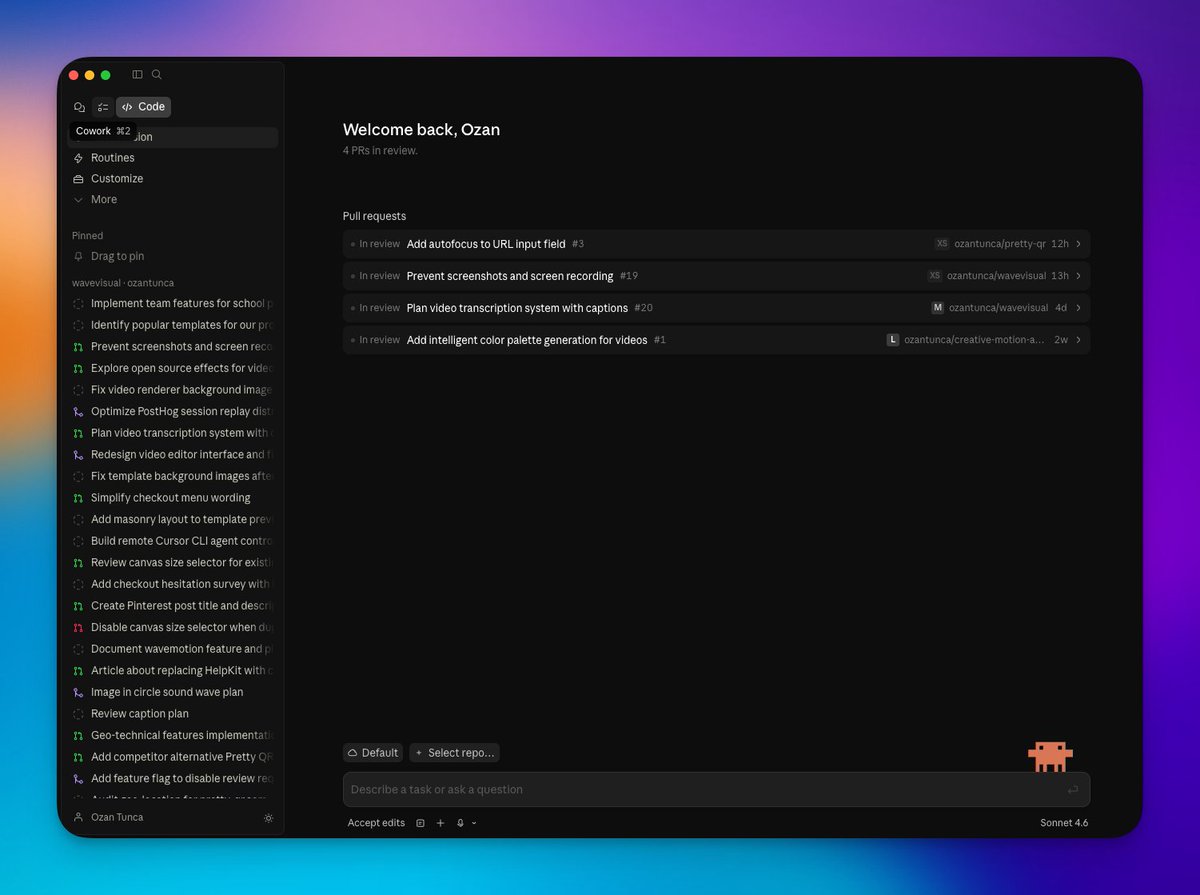 tuncaozan's tweet photo. Crazy how they both released the same UI on the same day. It's gonna be pretty confusing day to day https://t.co/kPBUYy12QA