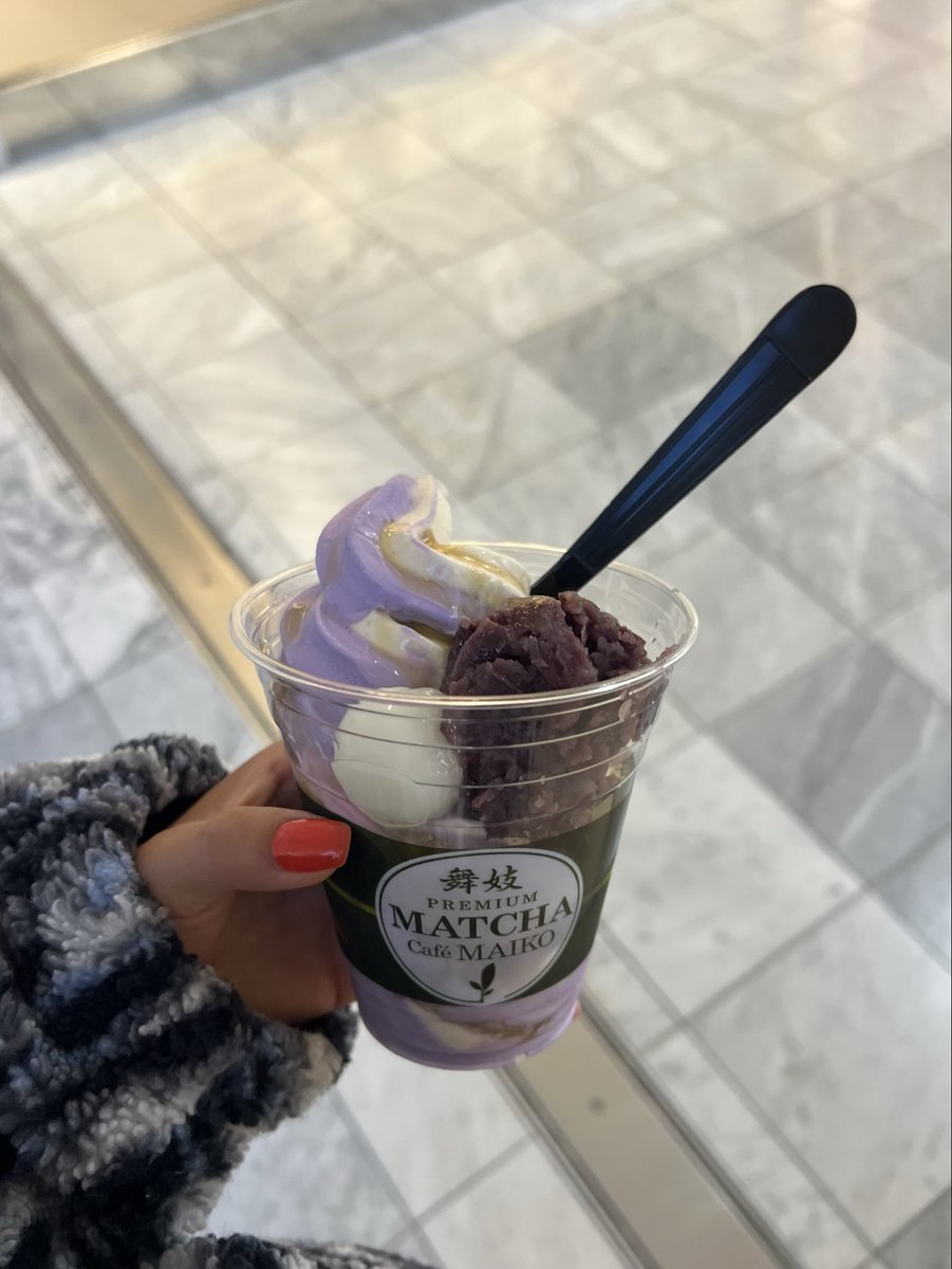 Molly 🧛‍♀️ tweet media