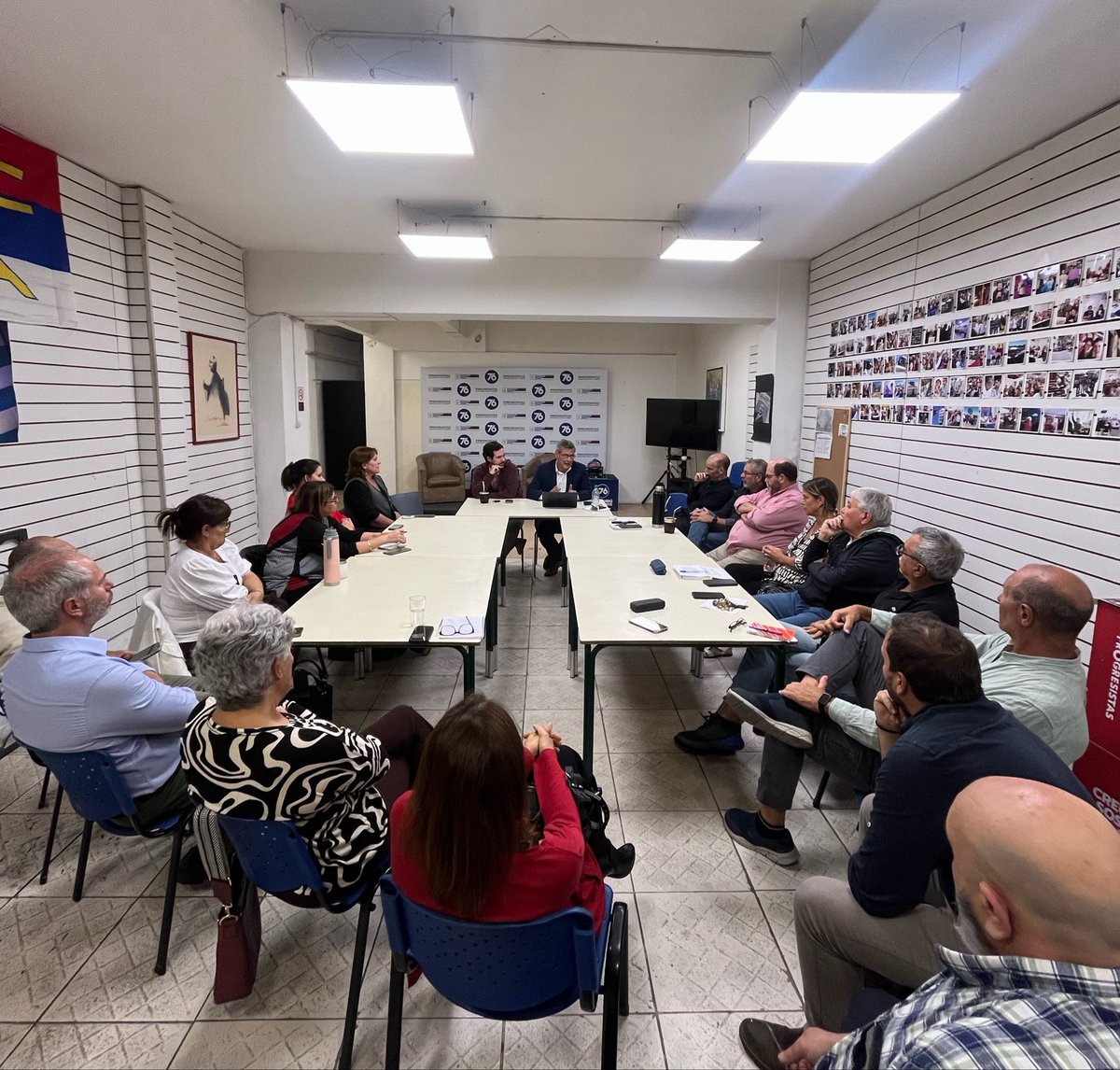 fepreco's tweet photo. 🫂 Recibimos a @jdiazalmeida en Coordinación Nacional de @Progresistas76 

Conversamos sobre:
1️⃣ Lavado de Activos y los cambios que permiten más control y menos posibilidades de lavar dinero.
2️⃣ Ministerio de Justicia, necesaria reforma para consolidar Instituto Reinserción (INR), Fiscalía General (FGN), Defensoría, Secretarias de derechos humanos, Junta Transparencia, y otros organismos.
3️⃣ Código del Proceso Penal y sus reconsideraciones y cambios para mejorar y volver a tener un código consistente.
4️⃣ Además conversamos de muchas otros hechos de contexto como por ejemplo Cardama, la gran estafa de patrulleras oceánicas al Estado Uruguayo que realizó el gobierno de Lacalle Pou.