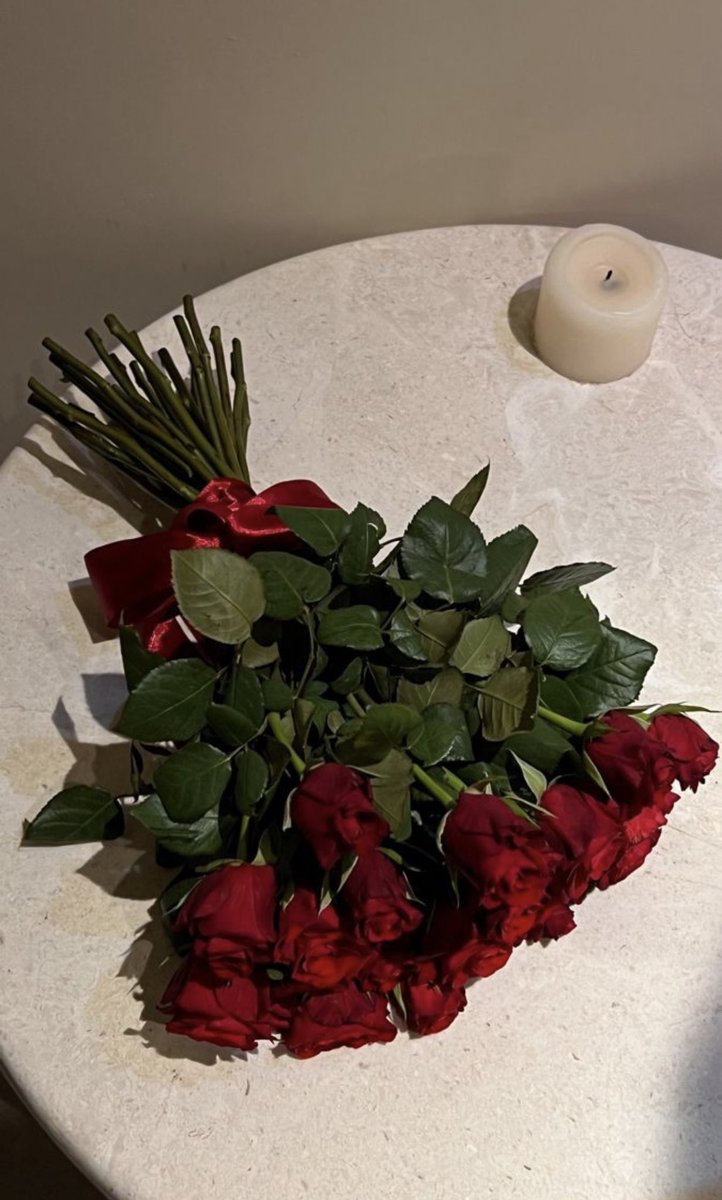 Red roses
