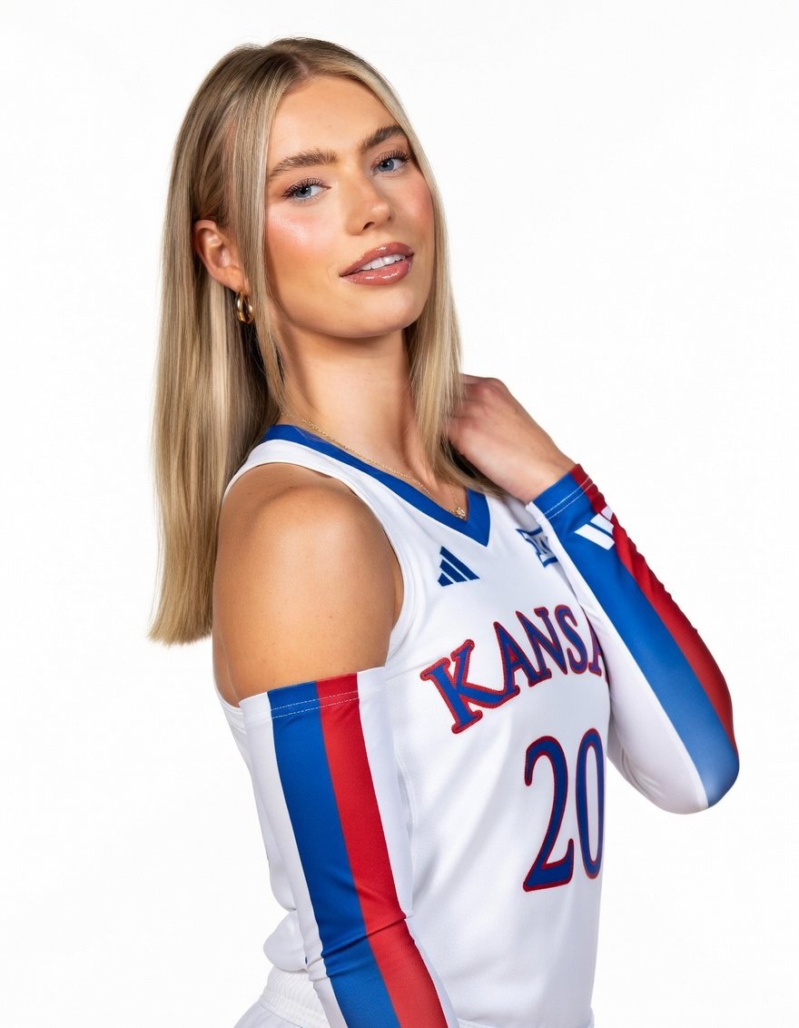 Bri 🤠 tweet media