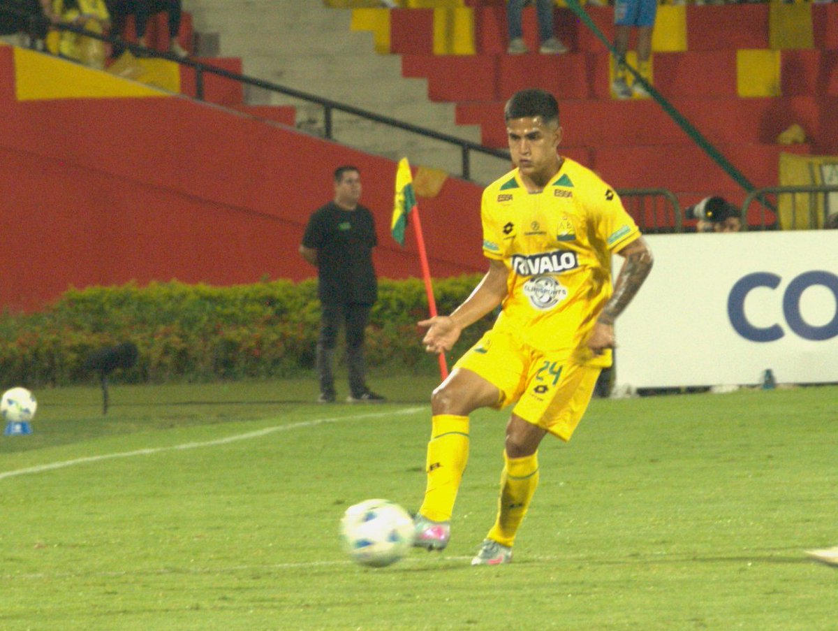 EmmanuelRamoa's tweet photo. Como les había anticipado. Veamos los resultados de un algoritmo de comparación o similitud, con datos de Wyscout (en liga 2025) para analizar un poco lo que fue la salida de Bayron Duarte con el Atlético Bucaramanga y qué posible impacto tuvo esto💲🧵 https://t.co/ETRVugOEAC