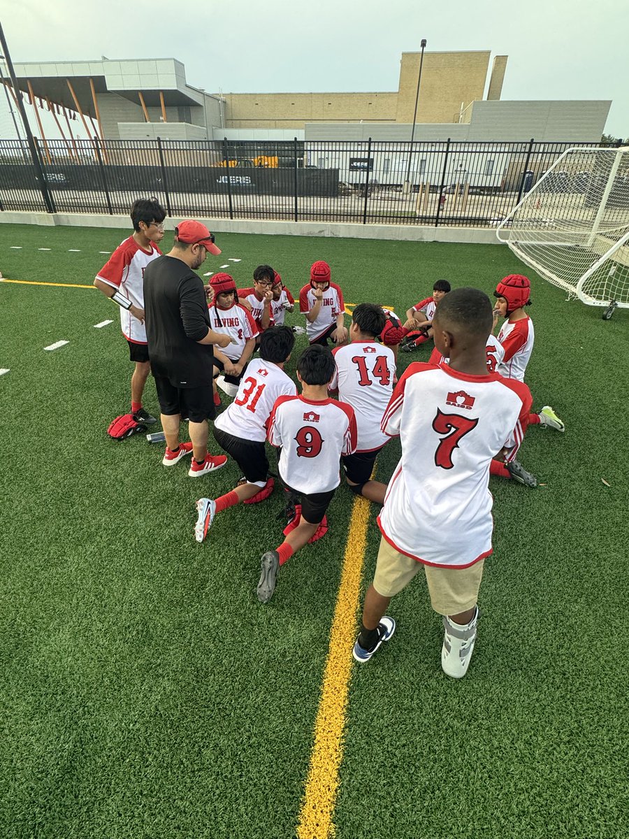 sal_tellez's tweet photo. Future VOKS!!! @VoksFootball https://t.co/mYEARdJGq5