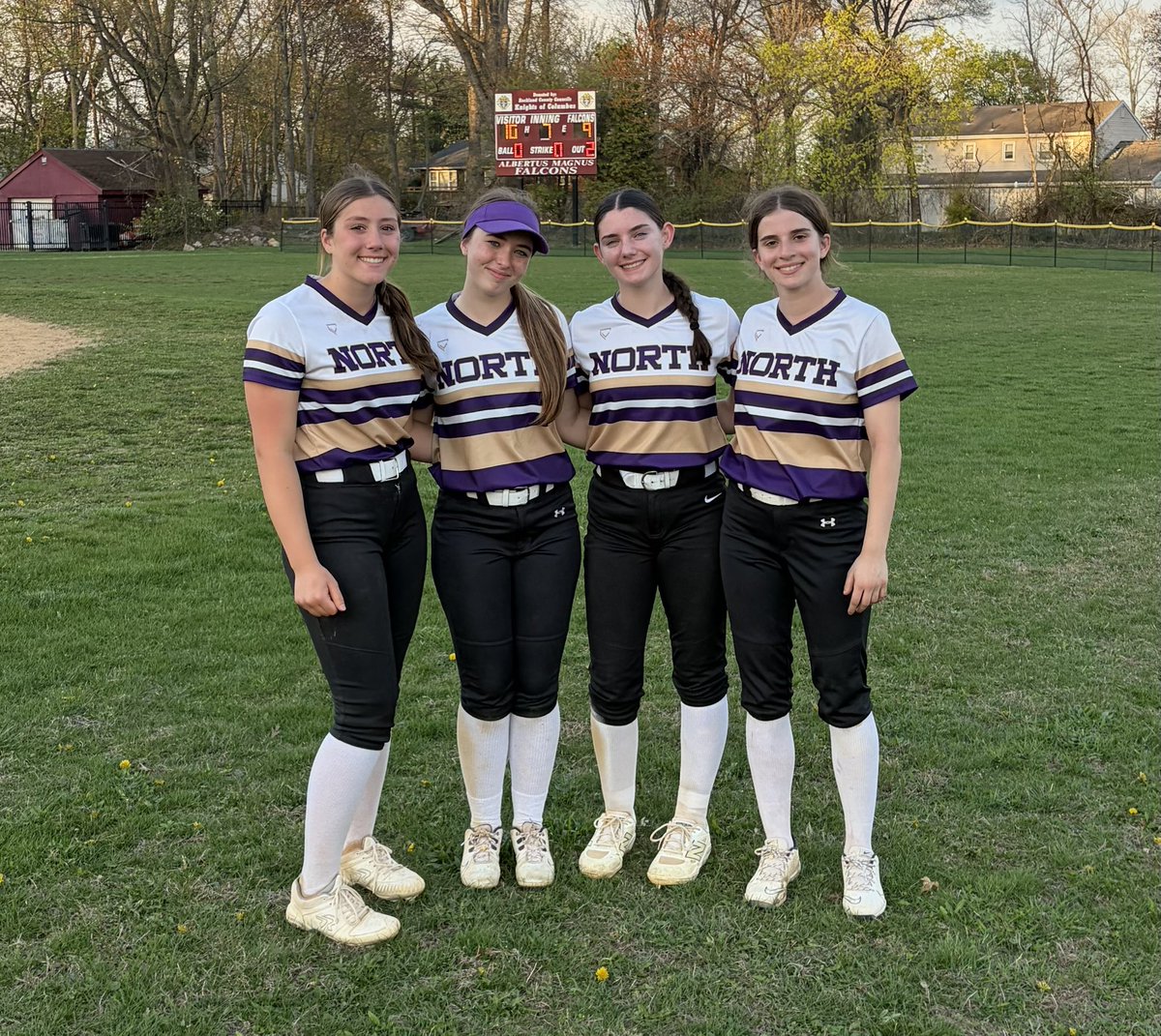 CHS NORTH Softball tweet media