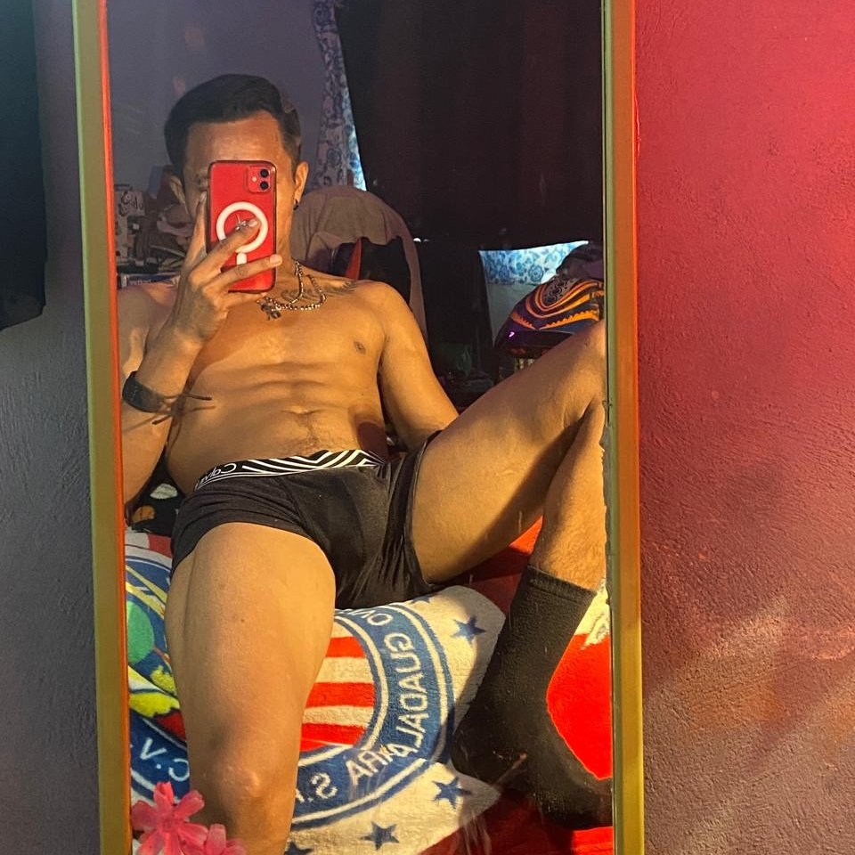 LATX25^⁠_⁠^ tweet media