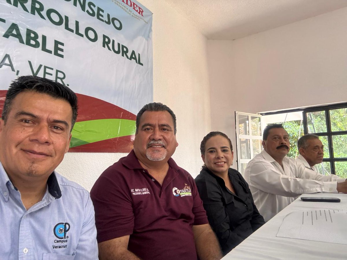 Colpos_Ver's tweet photo. 🌱🏛️ El Dr. Salvador Partida Sedas participó en la instalación del COMUDERS en Cotaxtla, Veracruz (14 de abril de 2026), fortaleciendo la coordinación para el desarrollo rural sustentable.
#Colpos #ColposCampusVeracruz #DesarrolloRural #Vinculación https://t.co/xMvh7Ximky