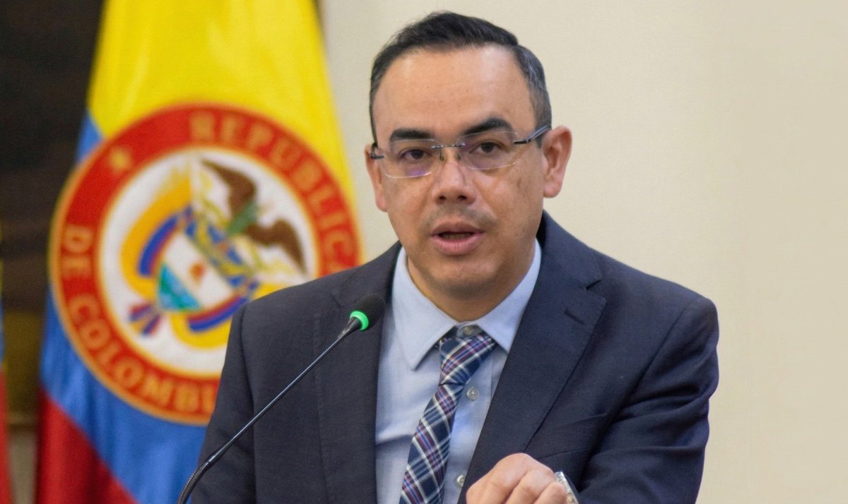 📰 Entérese

“Salir a la calle puede costar la vida”: Partido MIRA exige más acciones en seguridad

<a href="/Fapuentess/">Fabián Puentes</a> 

Más información 👇🏻
concejodebogota.gov.co/salir-a-la-cal…