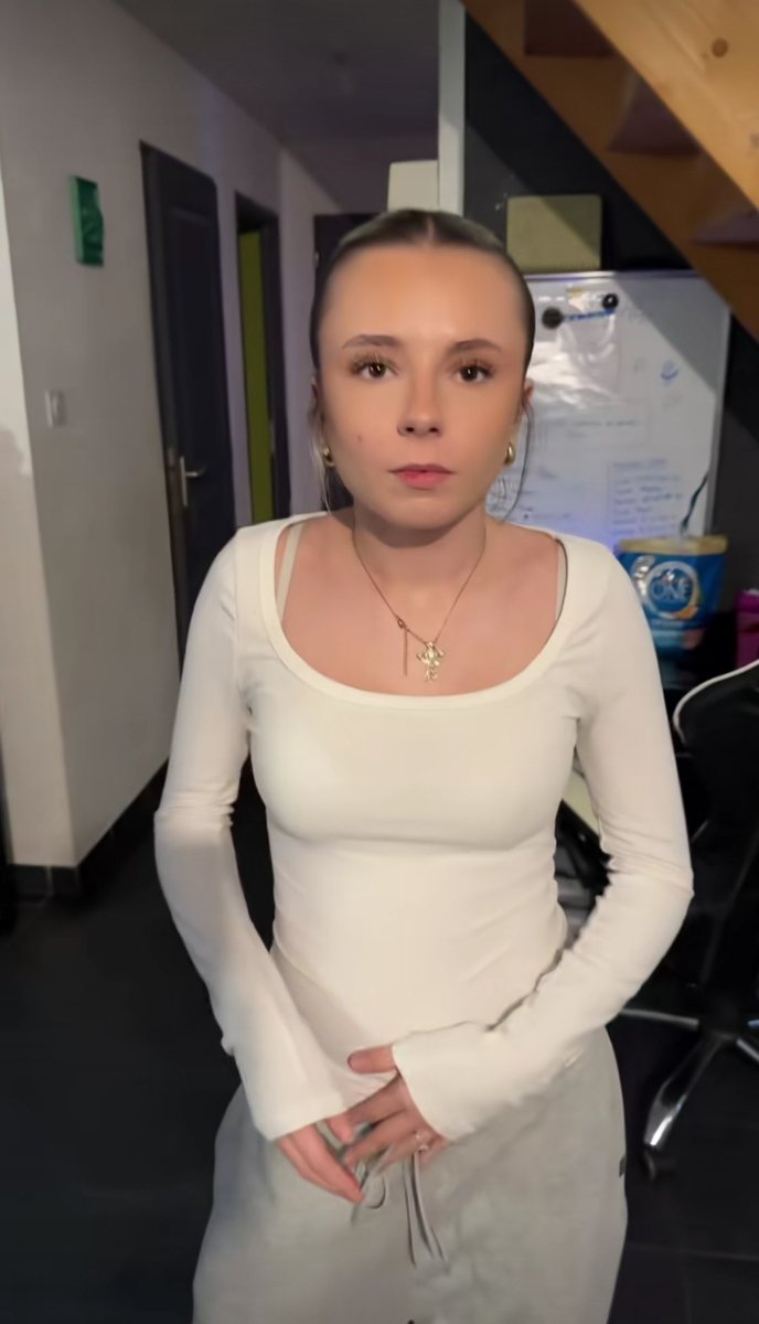 Love celeb/influ tweet media