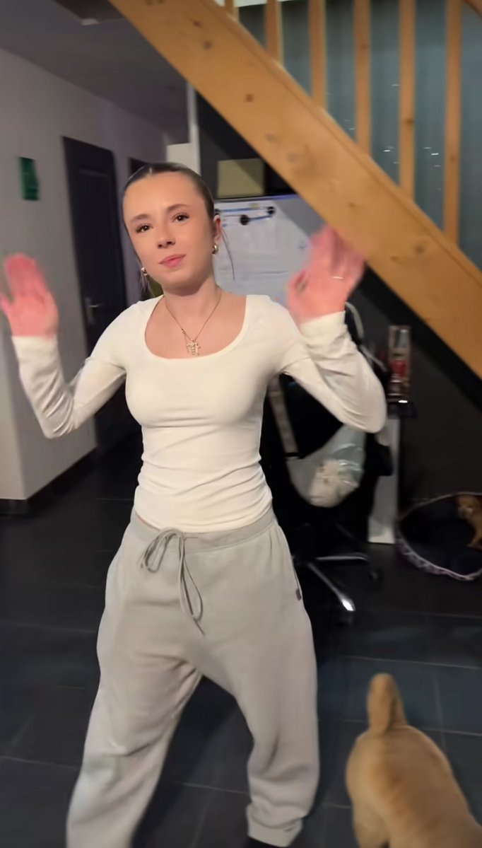 Love celeb/influ tweet media