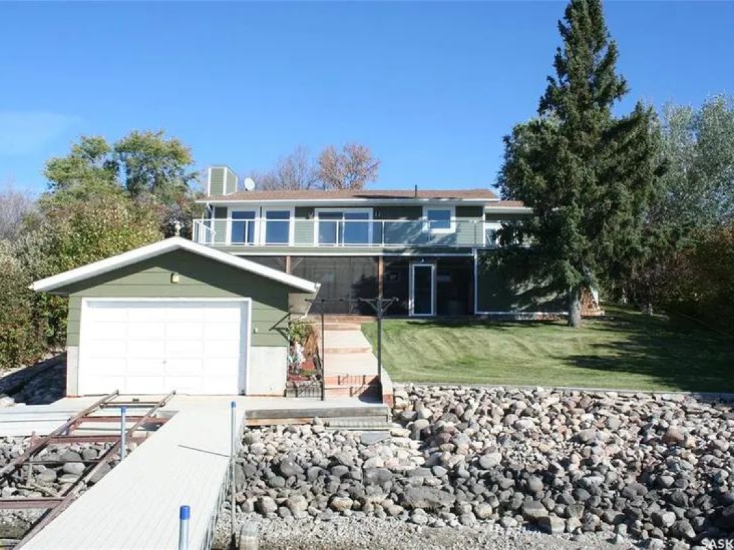 CottageMarketer's tweet image. *WATERFRONT, BOAT HOUSE * HOME FOR SALE!
cottagemarketer.com/listing/fm/212…

Property Type: Residence
Province: Saskatchewan
Waterfront: Pasqua Lake
Agent: Jeanne Clive

#Findyoursliceofheaven #cottagemarketer #waterfront #lakefront #lakeview #lakelife #lakeliving #canadarealestate