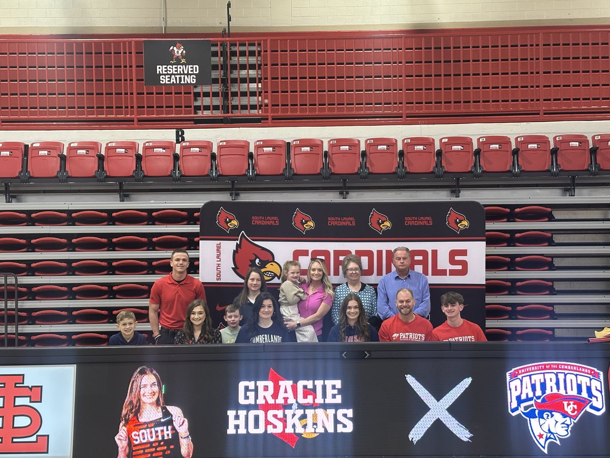 PTProsInc's tweet image. Congrats Gracie Hoskins, PT Tech at PT Pros London! Gracie recently signed with the @UCumberlands with a scholarship for Track and Field.

We proudly support each other's goals, whether they are in the clinic or on the field. 🏆✨

#UCumberlands #GetMoving
