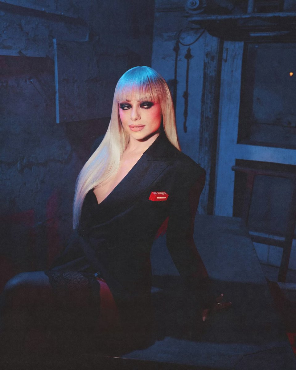 cherry lips and bad energy ꫂ❁ not @YaOnlyLivvOnce tweet media