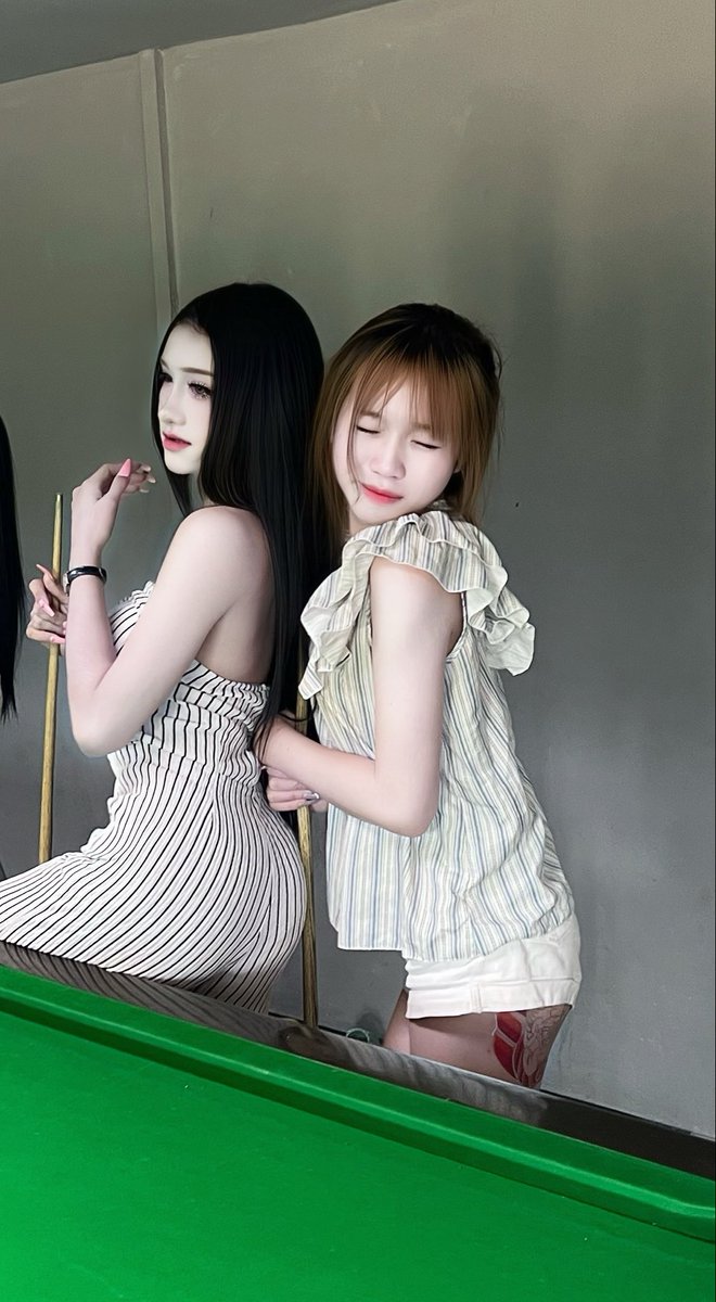 Chaynrinthinxn's tweet image. อยู่กับเพื่อนสองคนเหงามาก #ชุมแพ