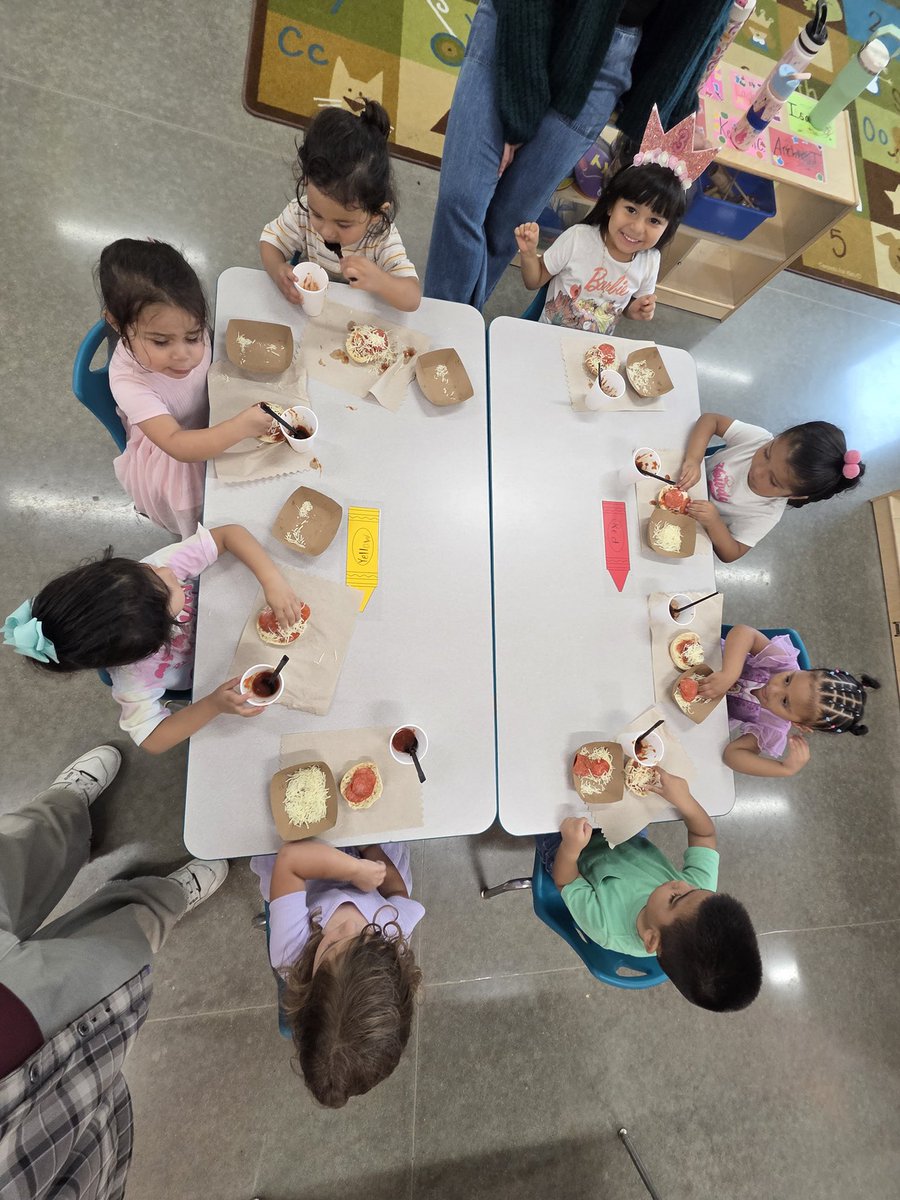 DVISD_CDC's tweet photo. Today is Tasty Tuesday, and our children had the opportunity to create a delicious treat to enjoy as we continue our Week of the Young Child celebrations. #wotyc2026 https://t.co/jDMdBVkdZ3