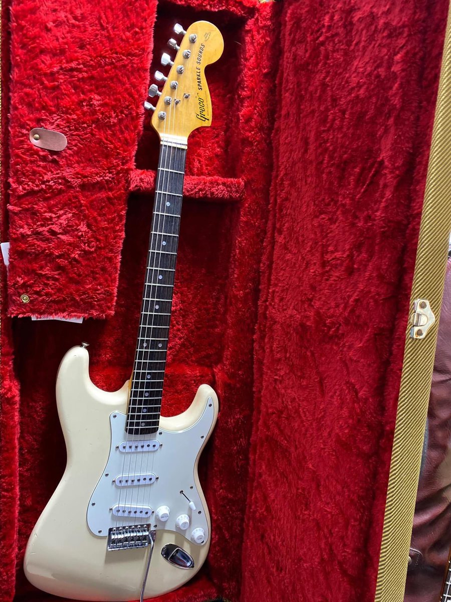 T45220253's tweet photo. @fujigenonline @fujigenguitars ご冥福をお祈り致します🙏

学生の頃からフジゲンさんのギターにはお世話になっております。 https://t.co/P7JXPDyv3o