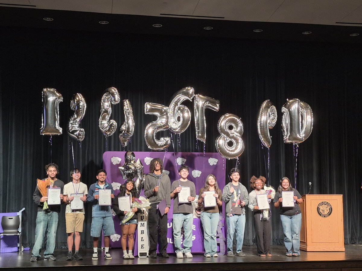 HHS_Classof2026's tweet photo. So proud of our Top Ten! Their perseverance and hard work has paid off. I can't wait to see what they accomplish! https://t.co/ALyAUqhASF