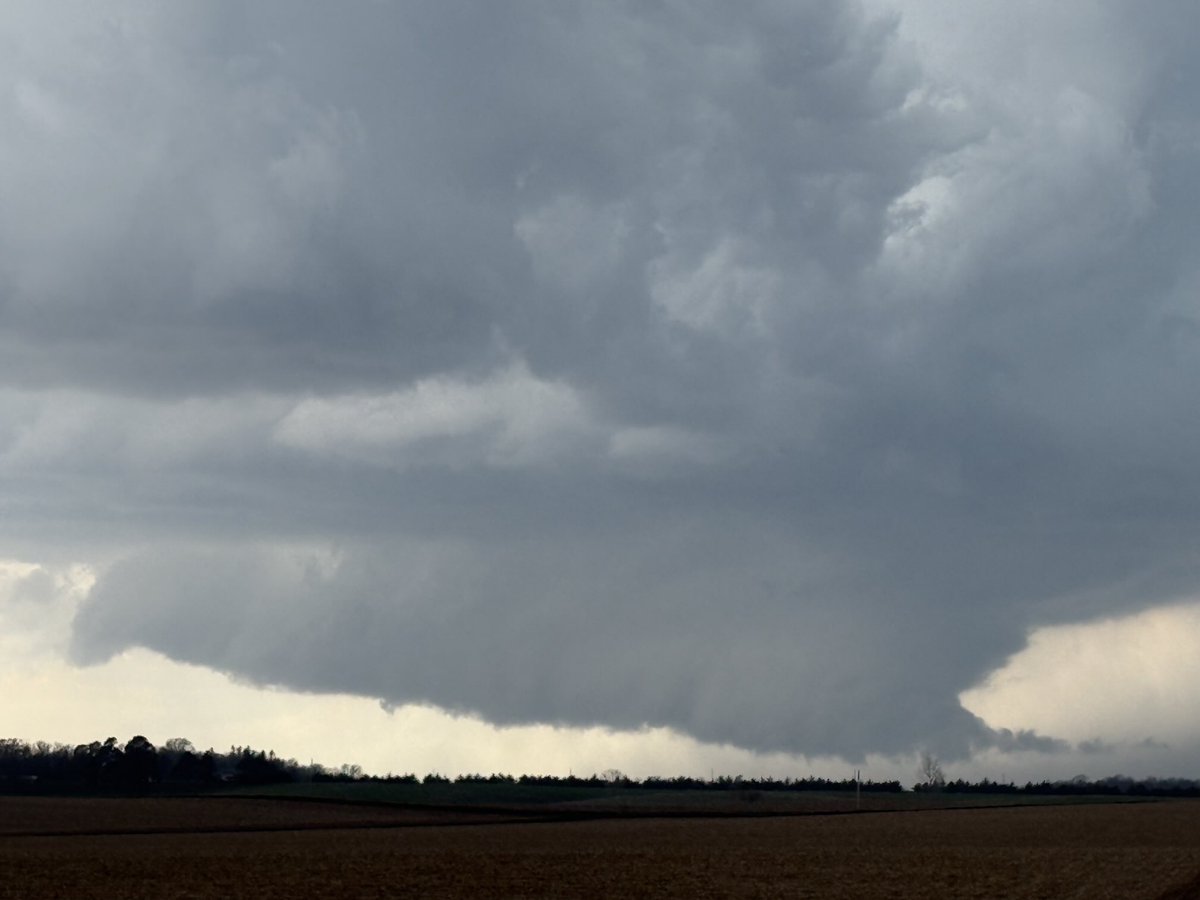Severe warned storm near Hubbard, IA #iawx