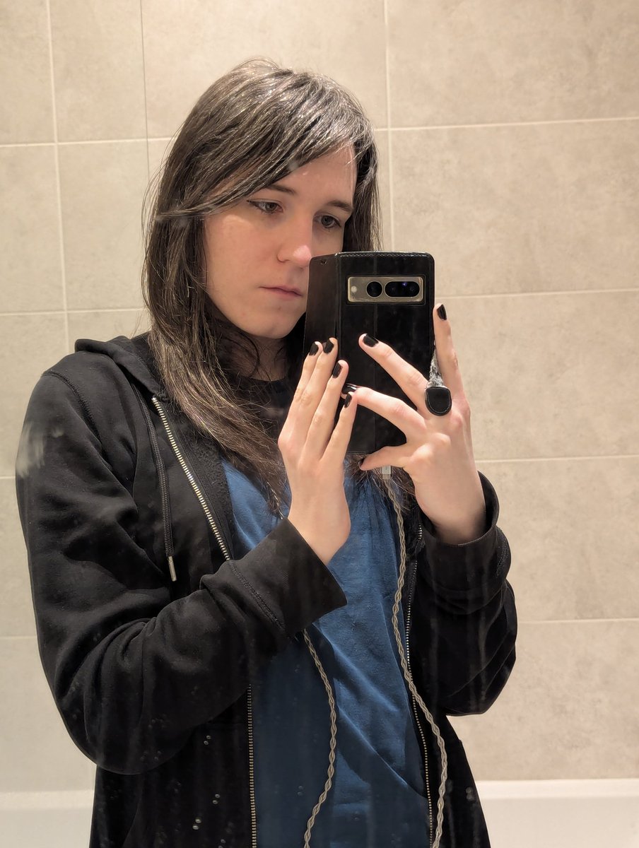 midlitnight tweet media