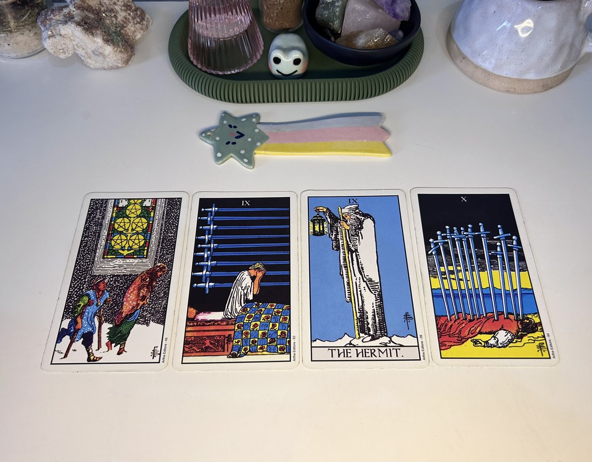 iya ✶ tarot tweet media