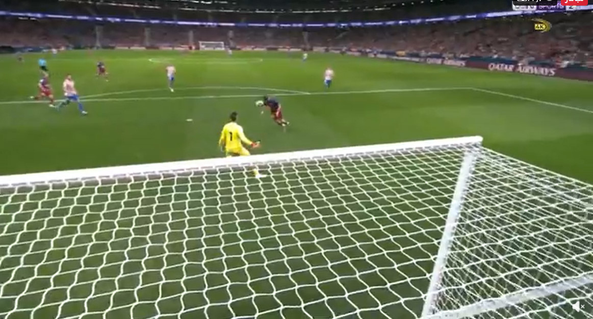 hawlery_as81926's tweet photo. اتلتيكو 1-2 برشلونة (بين الشوطين)

؟؟؟؟ لا شيء فيها ؟؟؟؟ https://t.co/E94n40nrs5