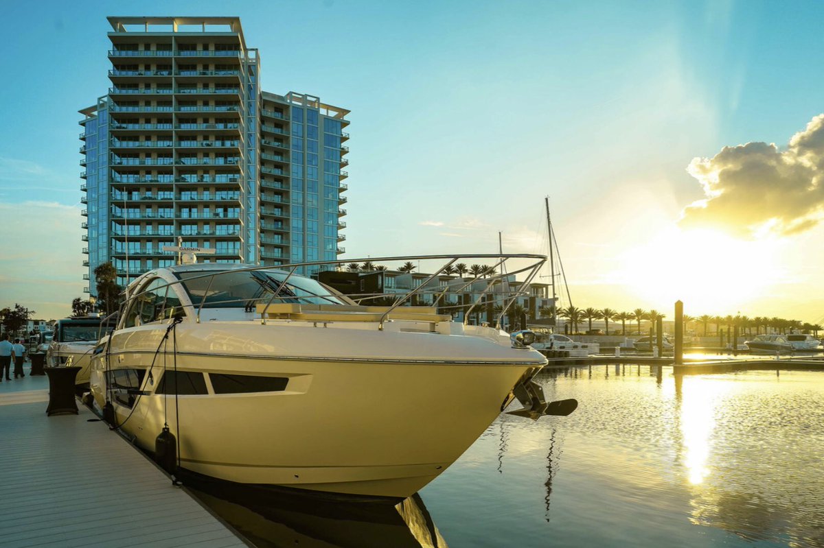 luxurylifestyle's tweet image. Luna Launch Event Marks Start of Pre-Construction Sales for Tampa Bay's Next Luxury Waterfront Tower luxurylifestyle.com/headlines/luna… #apartments #condominiums #waterfrontcondo #luxurylifestyle