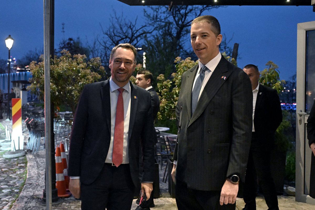 markodjuric's tweet image. As part of his regional tour, I was happy to host Mr. @prevotmaxime to Belgrade on his official visit. Over an enjoyable welcoming dinner, we exchanged views on deepening bilateral cooperation between #Serbia and #Belgium and discussed a range of mutually beneficial topics.