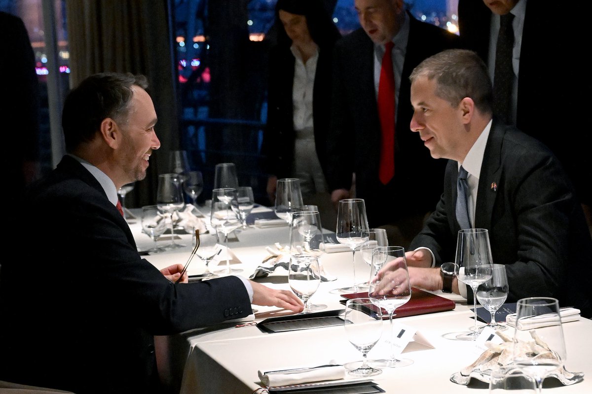 markodjuric's tweet image. As part of his regional tour, I was happy to host Mr. @prevotmaxime to Belgrade on his official visit. Over an enjoyable welcoming dinner, we exchanged views on deepening bilateral cooperation between #Serbia and #Belgium and discussed a range of mutually beneficial topics.