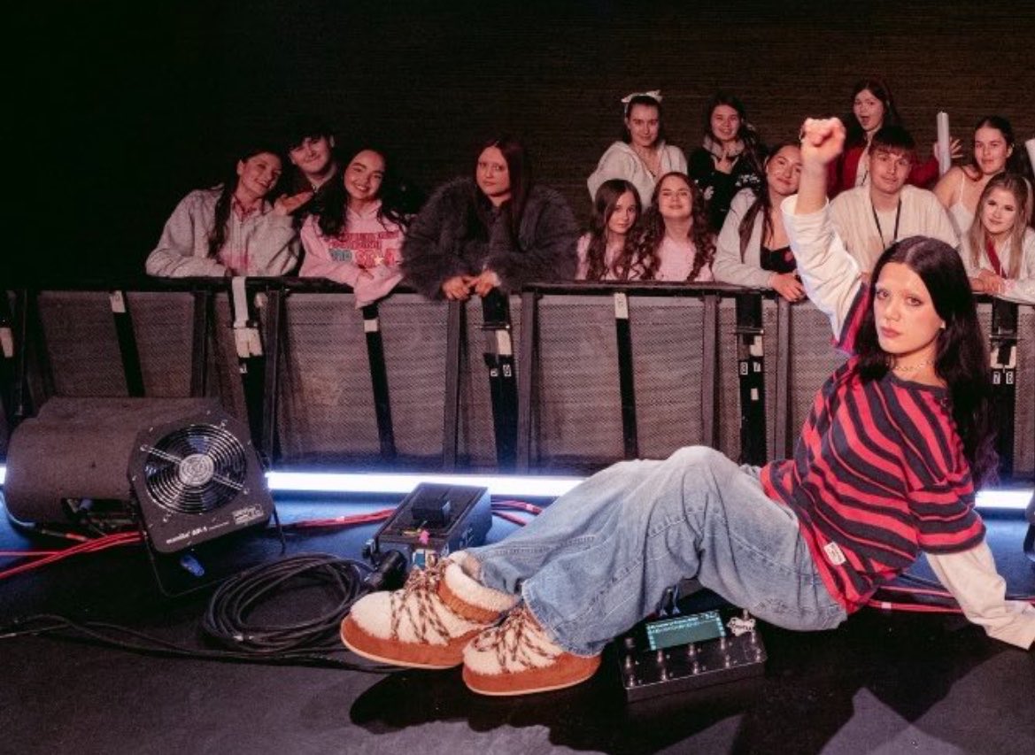 sarah 🐾 tweet media