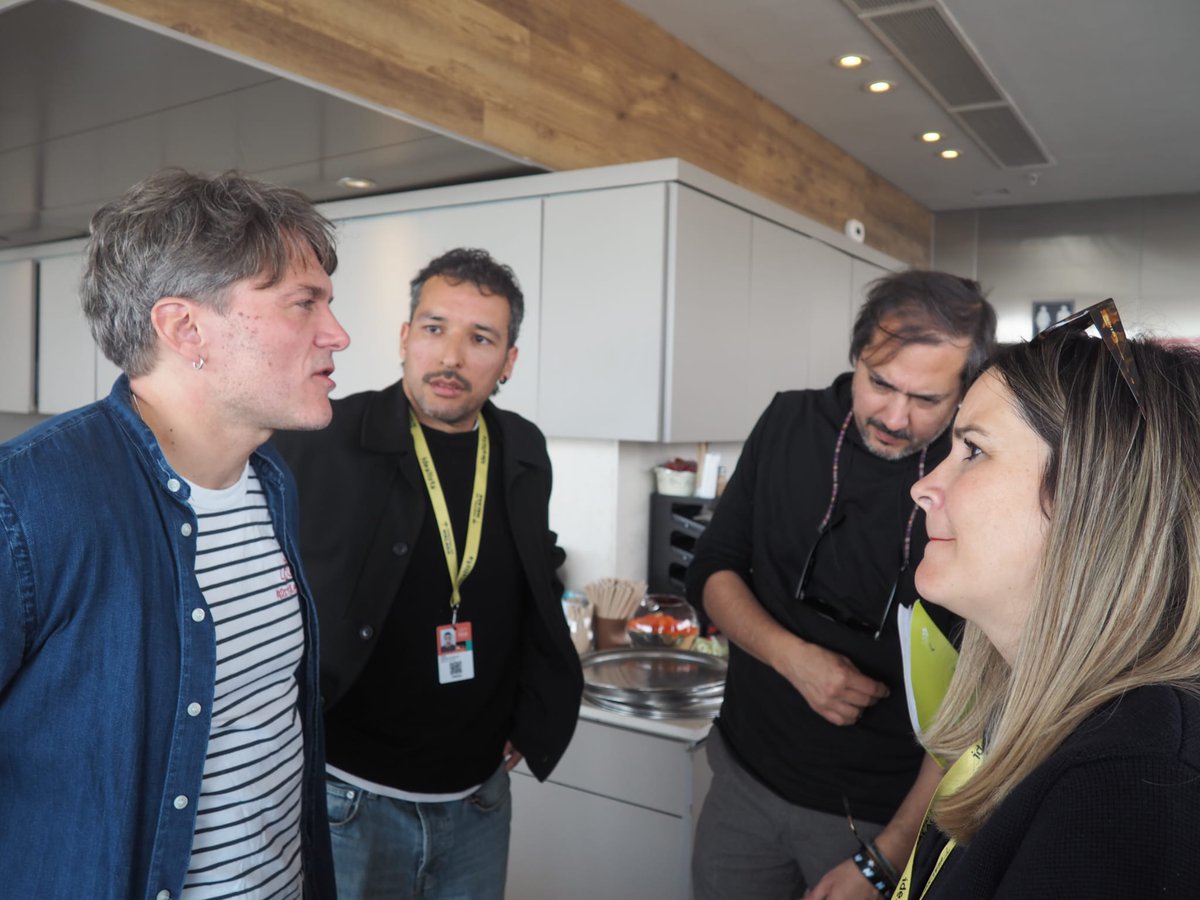 Book Fiction tweet media