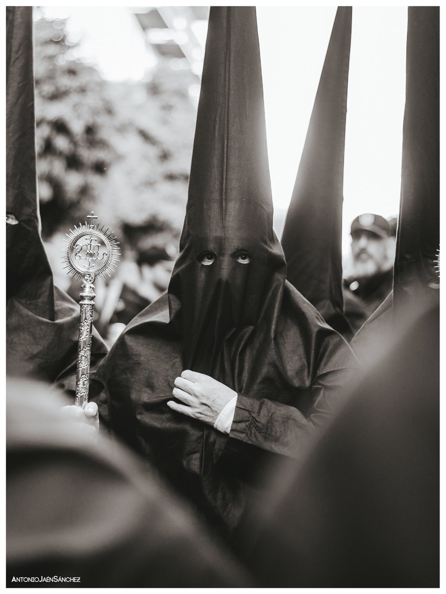 ImagineJaemmm's tweet photo. SEVILLA. Lunes Santo 2026 - Las Penas (II)

@LasPenas_ https://t.co/Khnd1wZqCl